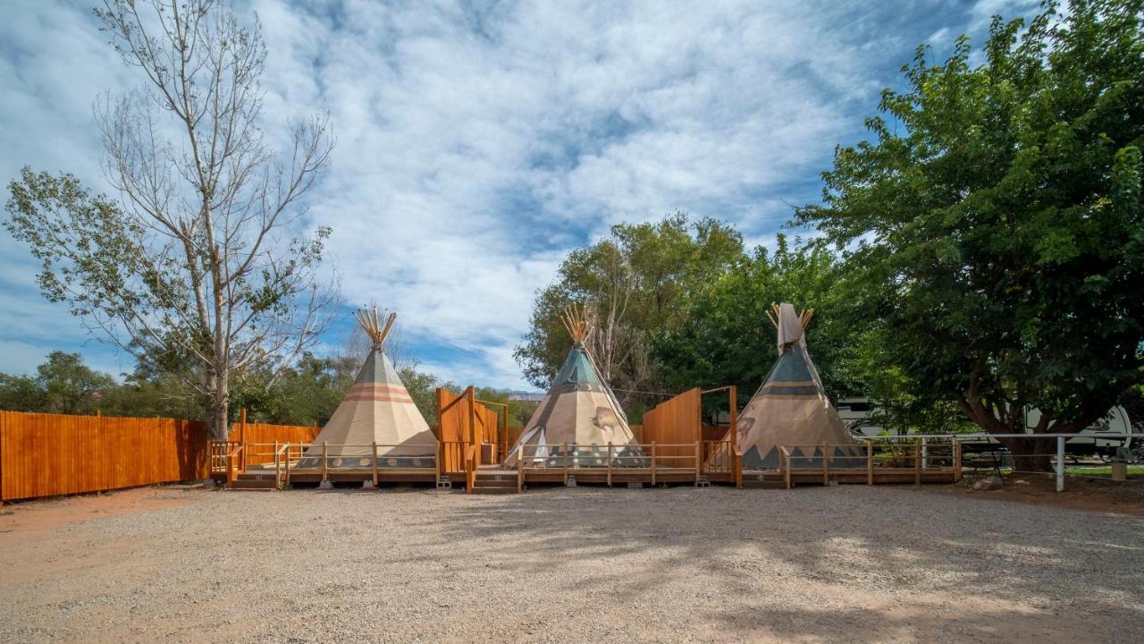 Ok Rv Park Glamping Tipi Ok55 Hotel Moab Exterior photo
